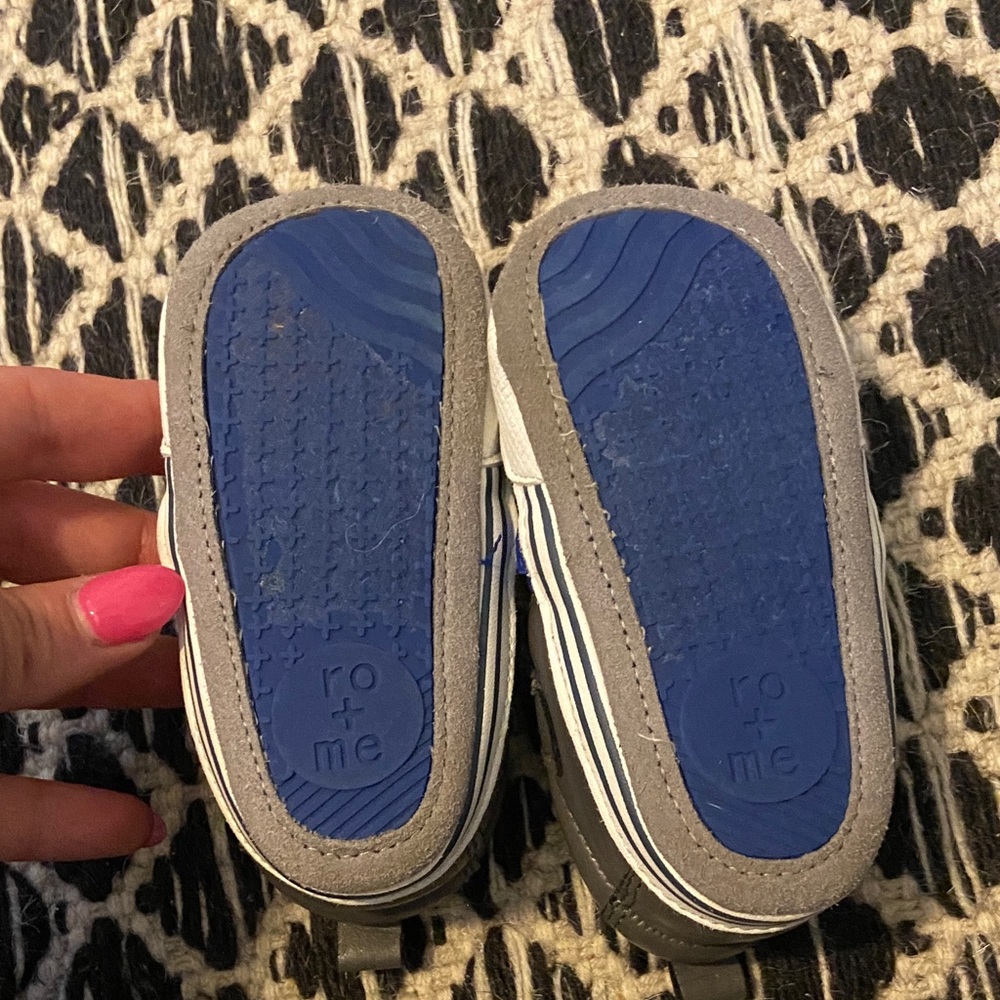 Kids Blue and Gray Sneakers - Picture 4 of 4
